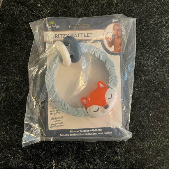 Itzy Ritzy Fox Ritzy Rattle With Teething Rings - Picture 2 of 3